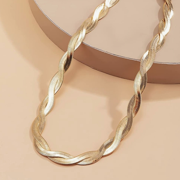 Flat Snake Chain Choker Necklace Twisted Snake Chain Necklace Herringbone - Picture 1 of 6